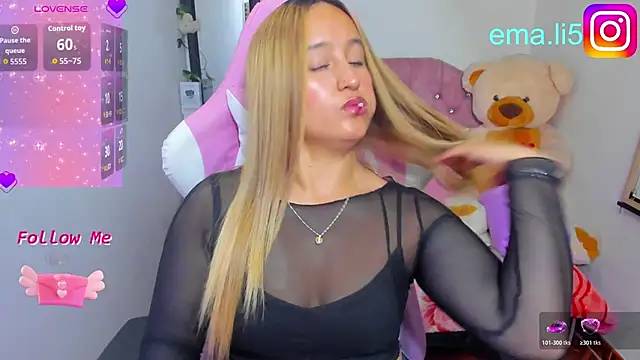 Snapshot of ema_tayy chatting on May 29, 2026, 8:40 pm ema tayy online show from May 29, 2026, 8:40 pm