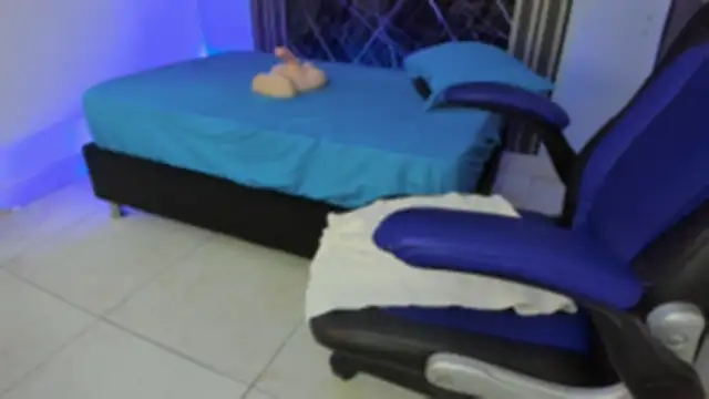 Yelena03 online show from November 20, 2025, 10:59 am