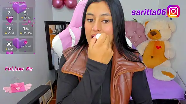 Angiie cute online show from September 12, 2025, 11:21 am