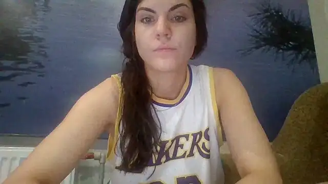 Snapshot of AliceTailor chatting on November 1, 2025, 9:28 pm AliceTailor online show from November 1, 2025, 9:28 pm