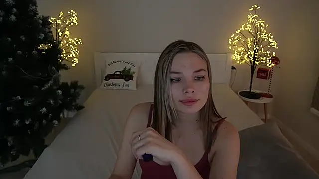 IceDanielles online show from December 5, 2024, 9:06 pm