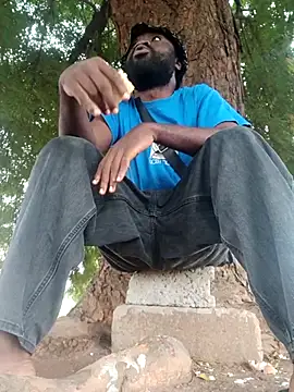 Longblackhardd online show from September 12, 2025, 7:30 am