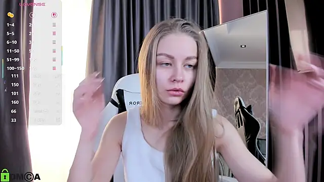 Snapshot of Polumna_cute chatting on October 19, 2025, 1:12 pm Polumna cute online show from October 19, 2025, 1:12 pm