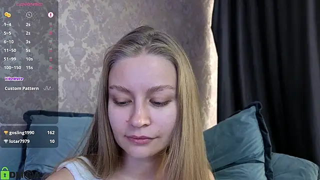 Snapshot of Polumna_cute chatting on June 20, 2026, 3:04 pm Polumna cute online show from June 20, 2026, 3:04 pm