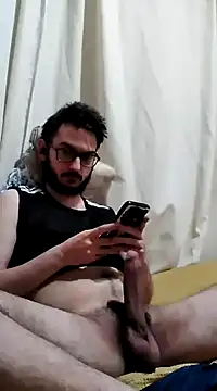 Snapshot of FefeDicKO chatting on December 23, 2024, 1:45 pm FefeDicKO online show from December 23, 2024, 1:45 pm