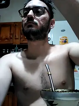 Snapshot of FefeDicKO chatting on December 29, 2024, 6:14 am FefeDicKO online show from December 29, 2024, 6:14 am