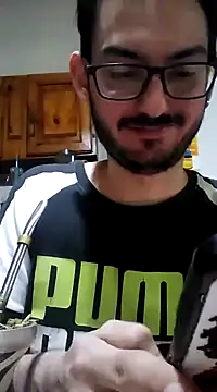Snapshot of FefeDicKO chatting on February 14, 2025, 12:03 pm FefeDicKO online show from February 14, 2025, 12:03 pm