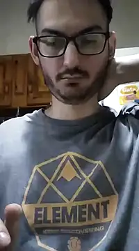 Snapshot of FefeDicKO chatting on March 11, 2025, 6:10 am FefeDicKO online show from March 11, 2025, 6:10 am