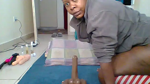 Snapshot of Cookie__dough chatting on September 13, 2025, 4:12 am Cookie  dough online show from September 13, 2025, 4:12 am