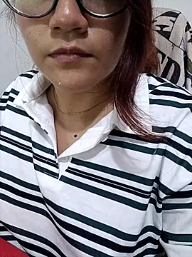 ZUCAAT online show from November 26, 2025, 6:03 am