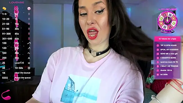 Snapshot of PlayfulGoddess chatting on March 4, 2025, 3:37 pm PlayfulGoddess online show from March 4, 2025, 3:37 pm