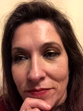 Lwhite1 online show from December 1, 2024, 11:04 pm