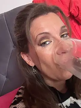 Lwhite1 online show from October 15, 2025, 3:45 pm