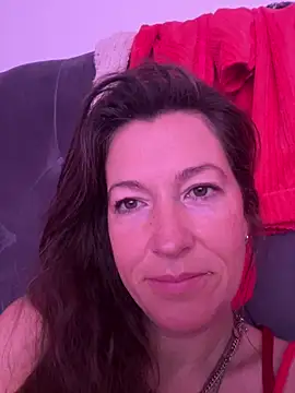 Lwhite1 online show from May 6, 2026, 8:52 am
