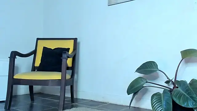 AnaHenao online show from March 15, 2026, 12:00 pm