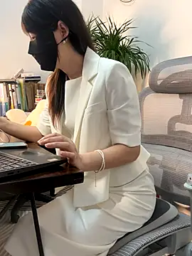 Snapshot of Annabody chatting on September 23, 2025, 7:33 am Annabody online show from September 23, 2025, 7:33 am