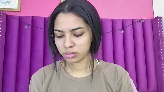 littleebonny online show from March 24, 2026, 12:32 pm