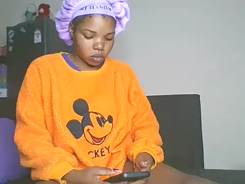 Snapshot of sweet_bigclit chatting on March 6, 2026, 5:15 am sweet bigclit online show from March 6, 2026, 5:15 am