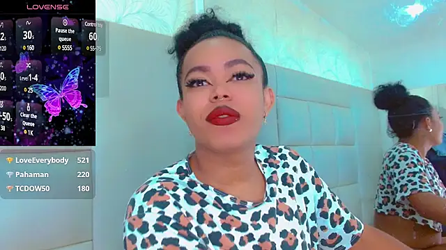 Snapshot of KayleighDreams_ chatting on January 13, 2025, 8:58 am KayleighDreams online show from January 13, 2025, 8:58 am