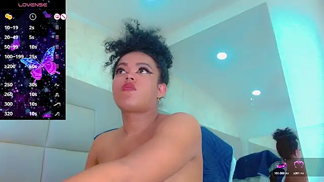 Snapshot of KayleighDreams_ chatting on January 18, 2025, 6:13 am KayleighDreams online show from January 18, 2025, 6:13 am