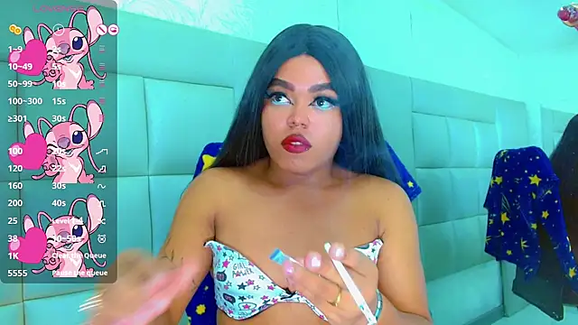 Snapshot of KayleighDreams_ chatting on February 9, 2025, 2:29 pm KayleighDreams online show from February 9, 2025, 2:29 pm