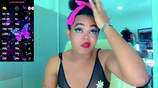Snapshot of KayleighDreams_ chatting on February 23, 2025, 7:00 am KayleighDreams online show from February 23, 2025, 7:00 am