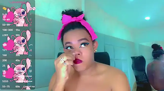Snapshot of KayleighDreams_ chatting on February 25, 2025, 3:38 pm KayleighDreams online show from February 25, 2025, 3:38 pm