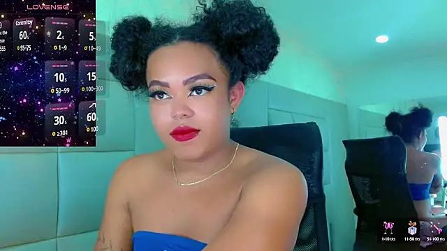 Snapshot of KayleighDreams_ chatting on March 7, 2025, 6:24 am KayleighDreams online show from March 7, 2025, 6:24 am