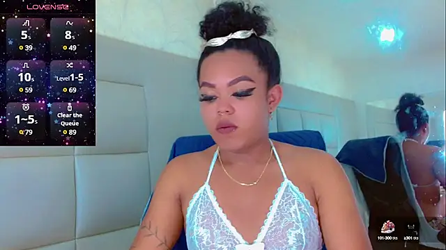 Snapshot of KayleighDreams_ chatting on March 13, 2025, 9:21 am KayleighDreams online show from March 13, 2025, 9:21 am