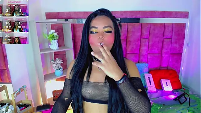KayleighDreams  online show from June 30, 2026, 4:02 am