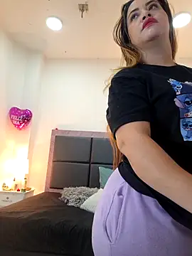 Aslhyn Gomez online show from March 18, 2026, 8:56 pm