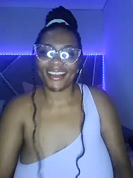 Snapshot of CocoBootyyy chatting on February 20, 2025, 10:37 pm CocoBootyyy online show from February 20, 2025, 10:37 pm