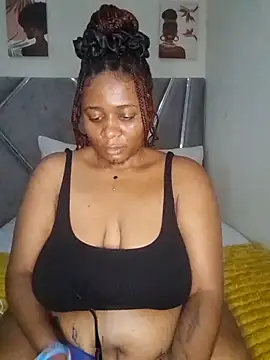 Snapshot of CocoBootyyy chatting on March 21, 2025, 6:07 pm CocoBootyyy online show from March 21, 2025, 6:07 pm