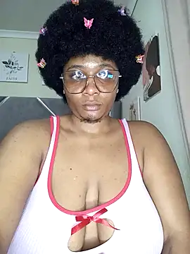 Snapshot of CocoBootyyy chatting on October 10, 2025, 3:16 am CocoBootyyy online show from October 10, 2025, 3:16 am