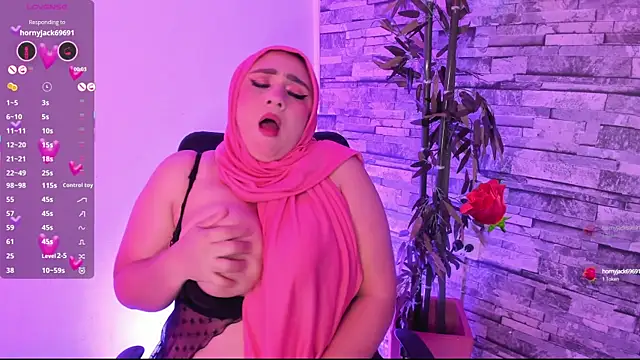 HijabiMilf online show from September 15, 2025, 12:16 pm