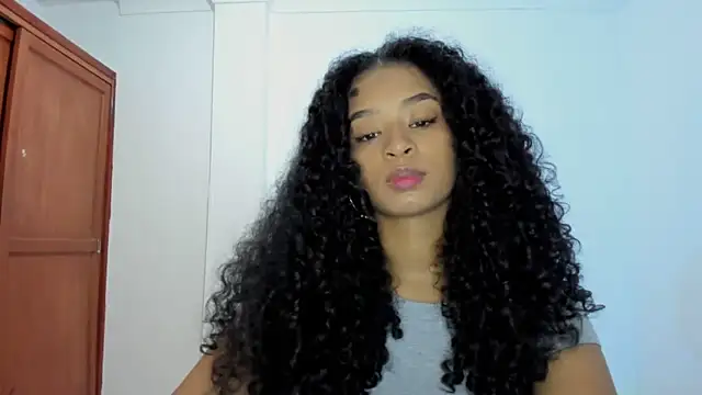 Snapshot of avellanatammy chatting on October 21, 2025, 1:28 am avellanatammy online show from October 21, 2025, 1:28 am