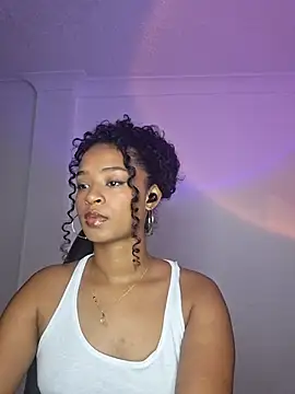 avellanatammy online show from March 5, 2026, 2:18 am