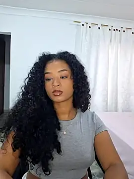 Snapshot of avellanatammy chatting on July 2, 2026, 8:37 pm avellanatammy online show from July 2, 2026, 8:37 pm