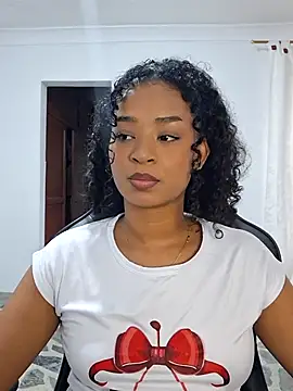 Snapshot of avellanatammy chatting on July 28, 2026, 6:53 pm avellanatammy online show from July 28, 2026, 6:53 pm
