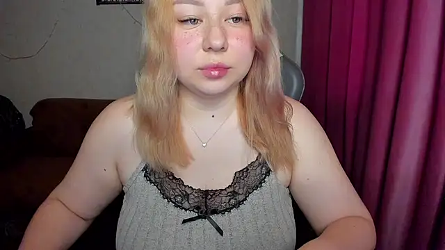 Milafoxxxy online show from October 20, 2025, 10:05 am