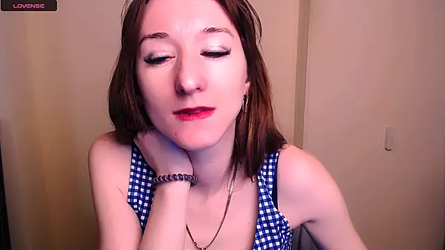 AmandaSell online show from March 11, 2025, 8:09 am