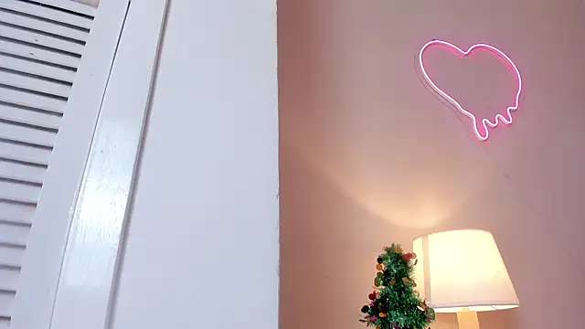 Ashley glow online show from December 22, 2024, 12:16 pm