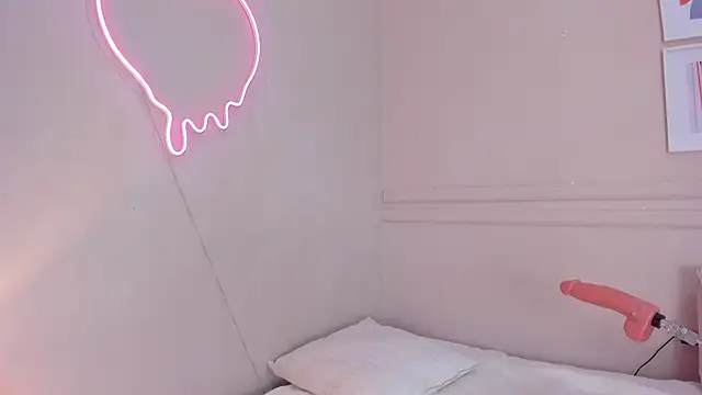 Ashley glow online show from January 29, 2025, 12:01 am