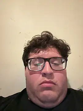 masturbatingman200 online show from November 11, 2025, 3:17 am