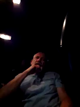 Snapshot of den-rock4u chatting on December 17, 2025, 6:19 am den-rock4u online show from December 17, 2025, 6:19 am