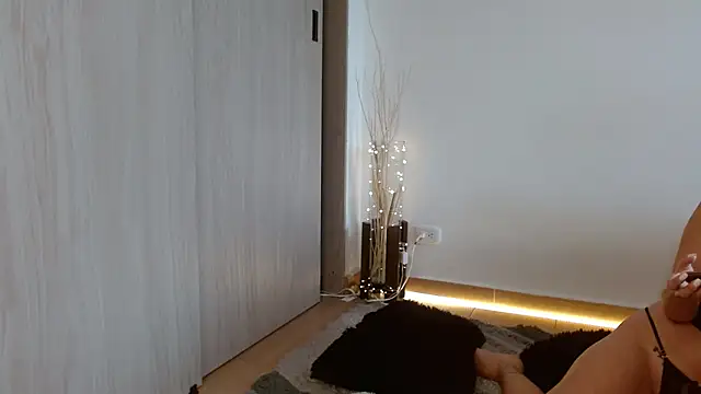 Snapshot of TatianaRico chatting on January 28, 2025, 7:10 pm TatianaRico online show from January 28, 2025, 7:10 pm