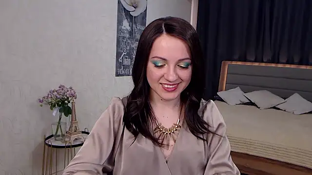 SusanMorado online show from March 13, 2025, 10:57 am