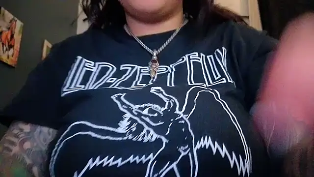 miacanela xo online show from May 3, 2026, 2:50 am