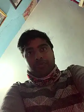 SweetFatBoy online show from February 5, 2026, 4:33 pm