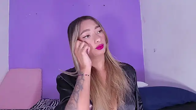 vale ross  online show from November 15, 2025, 3:04 am